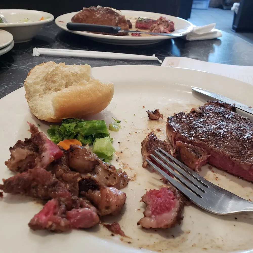Rib Eye Steak with Broccoli Vegetable Medley and a Side Salad